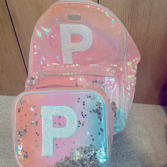 Justice backpack and lunch box - Picture 1 of 1